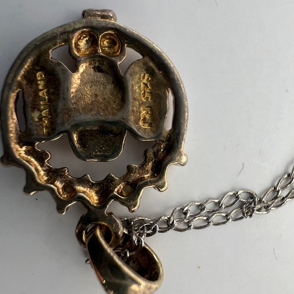 Angel Pendant marked RJ 925 Thailand on a 925 marked sterling chain - Picture 3 of 7